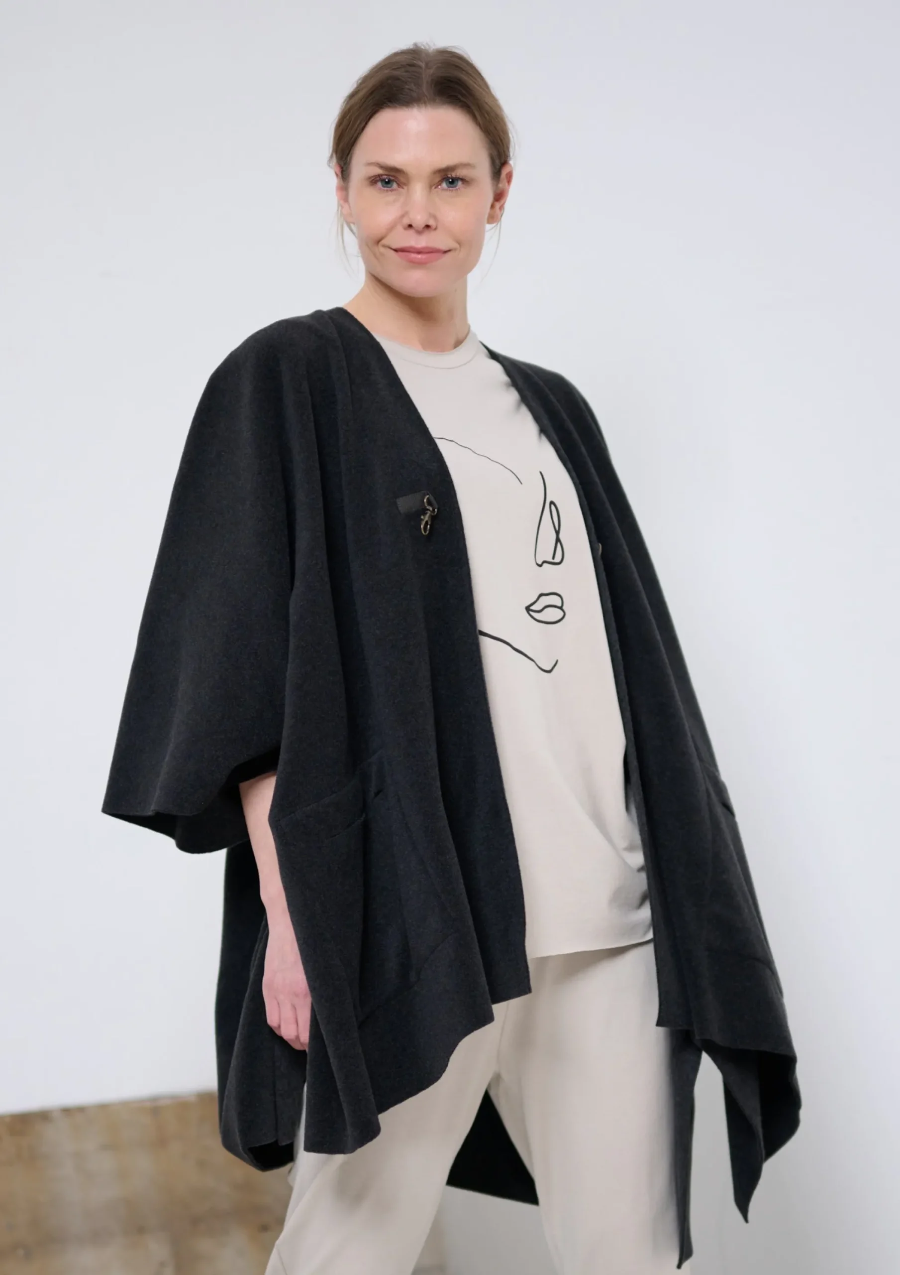 Henriette Steffensen Copenhagen CAPE | 4120 SOFT BLACK New