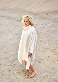 Henriette Steffensen Copenhagen LOUNGE PONCHO DAMEN | 4081 OFF WHITE New