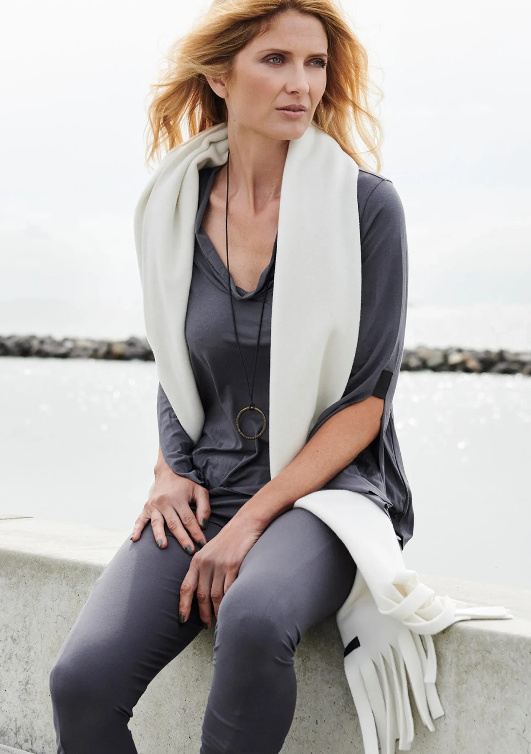 Henriette Steffensen Copenhagen SCHAL MIT FRANSEN | 4077 OFF WHITE Fashion