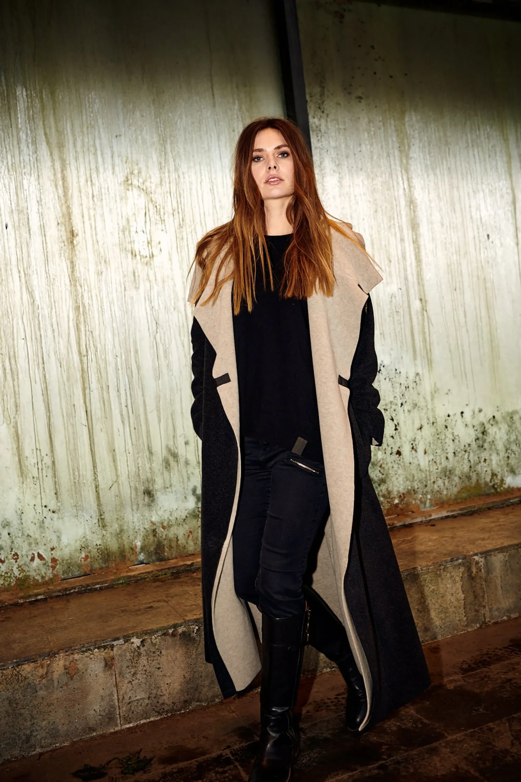 Henriette Steffensen Copenhagen TRENCHCOAT AUS DOPPELLAGIGEM FLEECE | 7145 SOFT BLACK/SAND Best